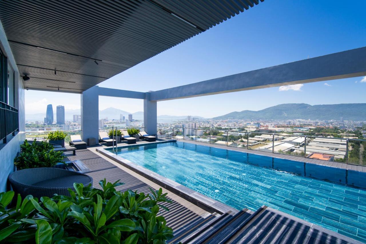 Luxtery Hotel & Spa Da Nang Exterior photo