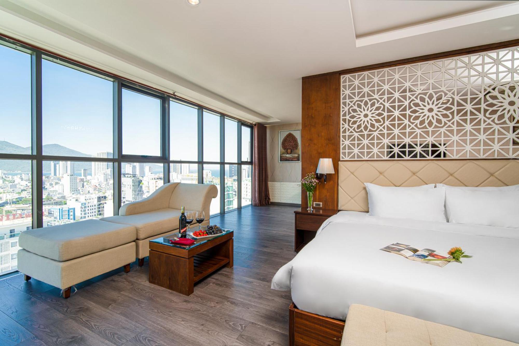 Luxtery Hotel & Spa Da Nang Exterior photo