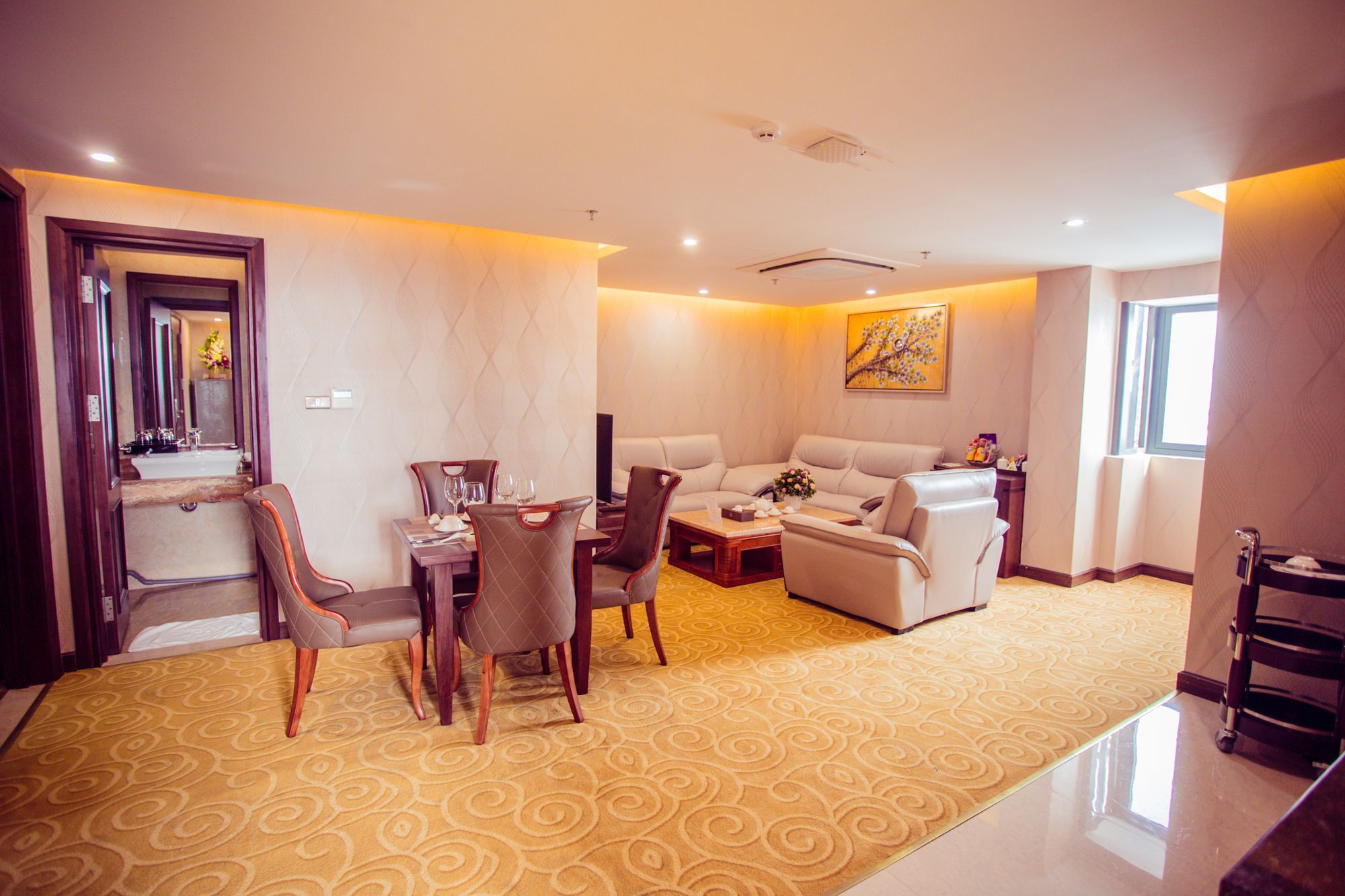 Luxtery Hotel & Spa Da Nang Exterior photo