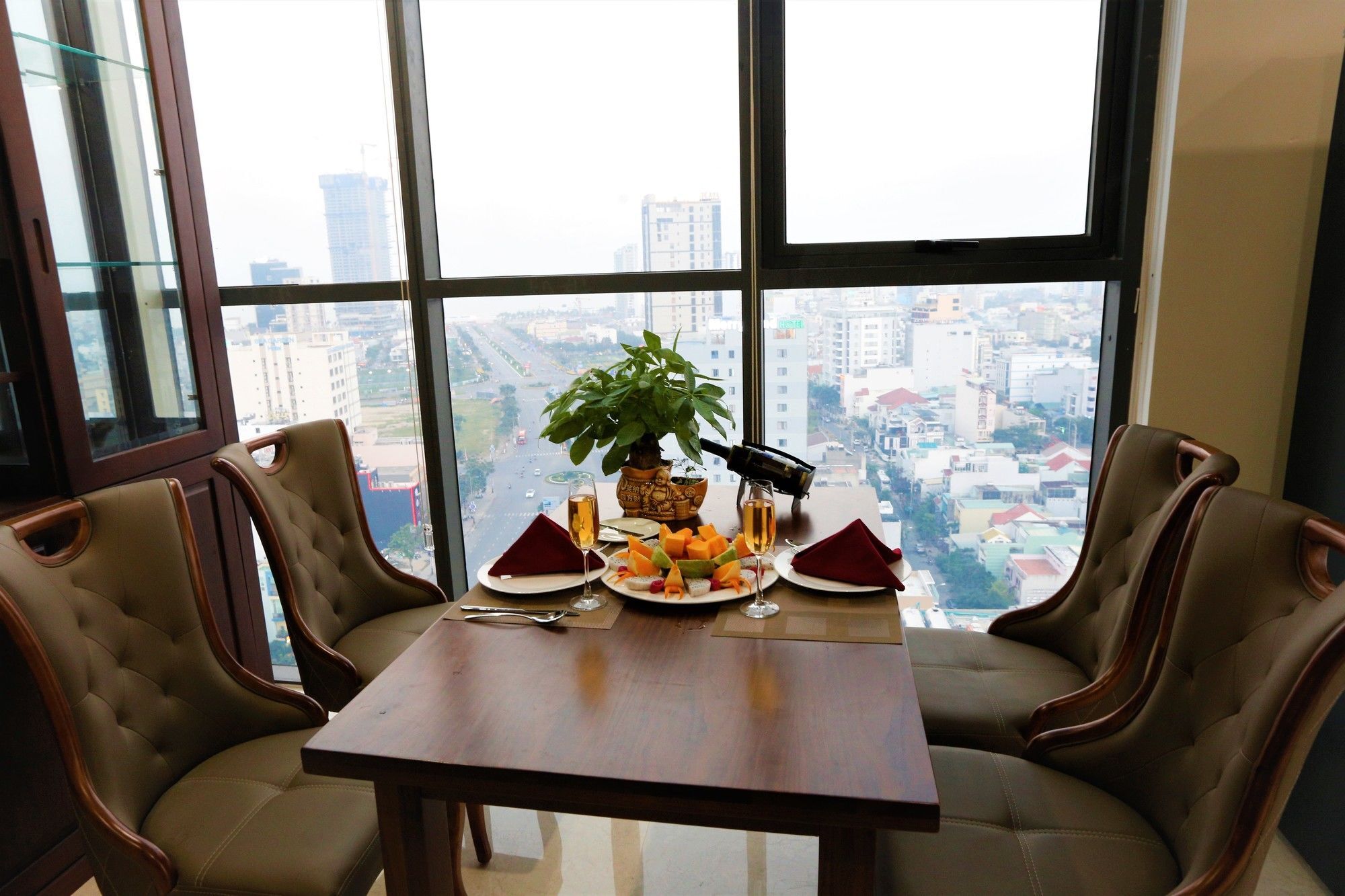 Luxtery Hotel & Spa Da Nang Exterior photo