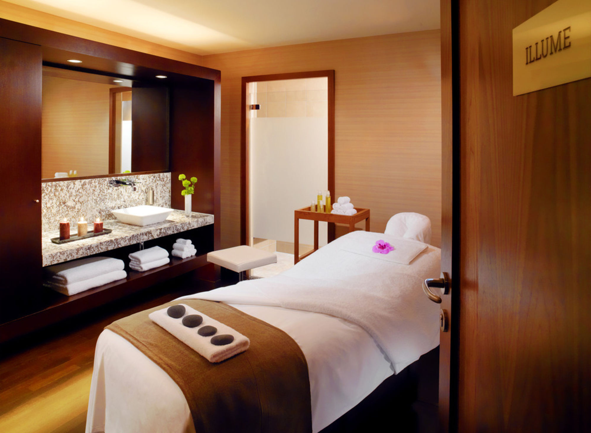 Luxtery Hotel & Spa Da Nang Exterior photo